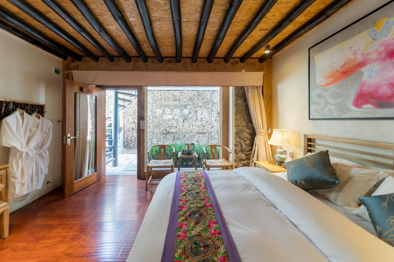 Dali Old Courtyard Boutique Inn Room photo